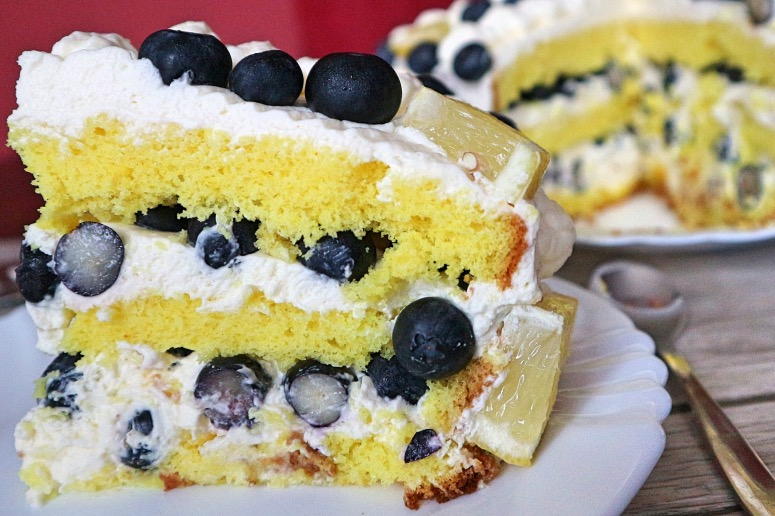 Blueberry cake with fresh berries, lemon sponge cake and cream cheese ...