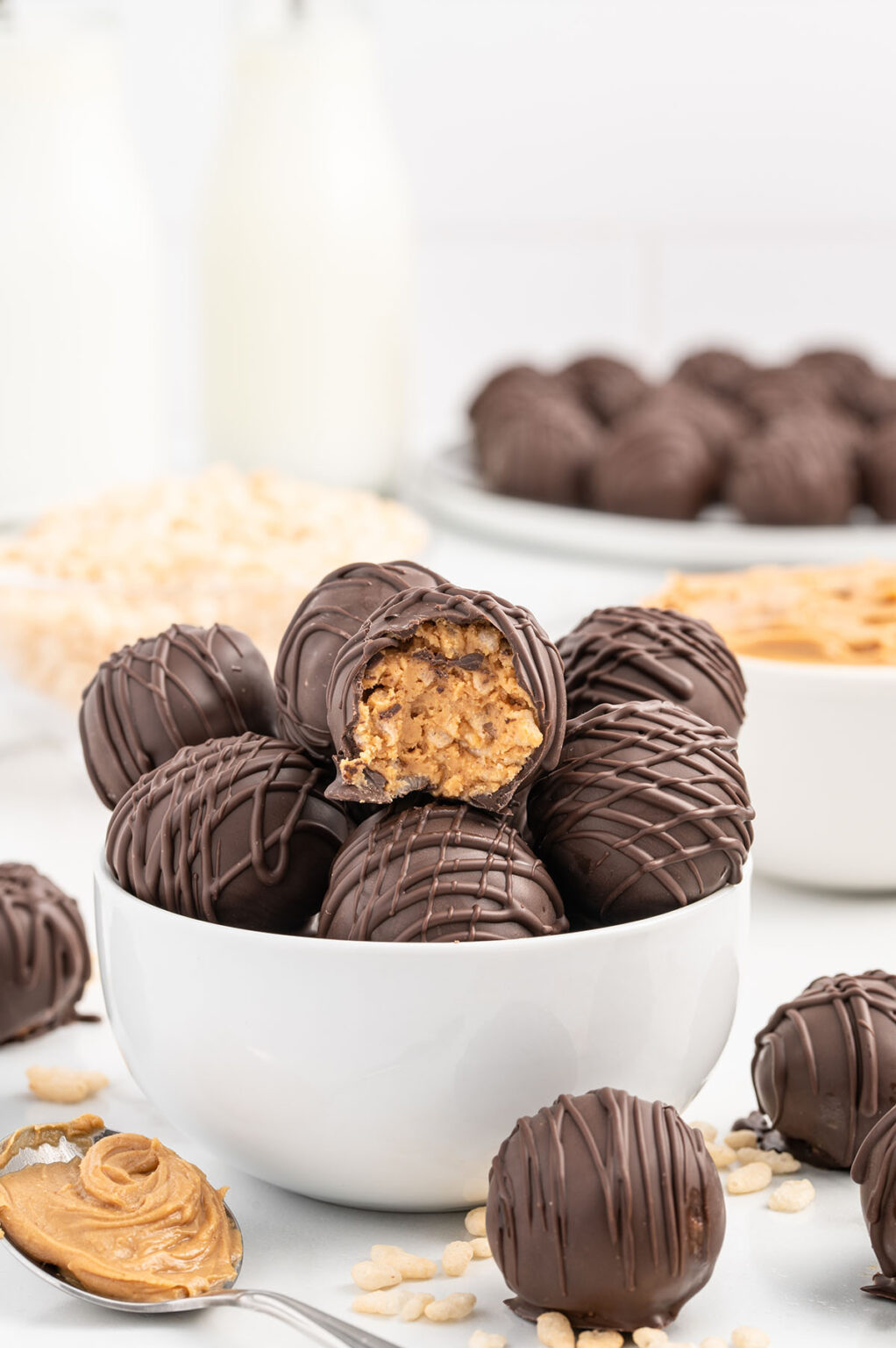 Rice Krispies Peanut Butter Balls – foodreli